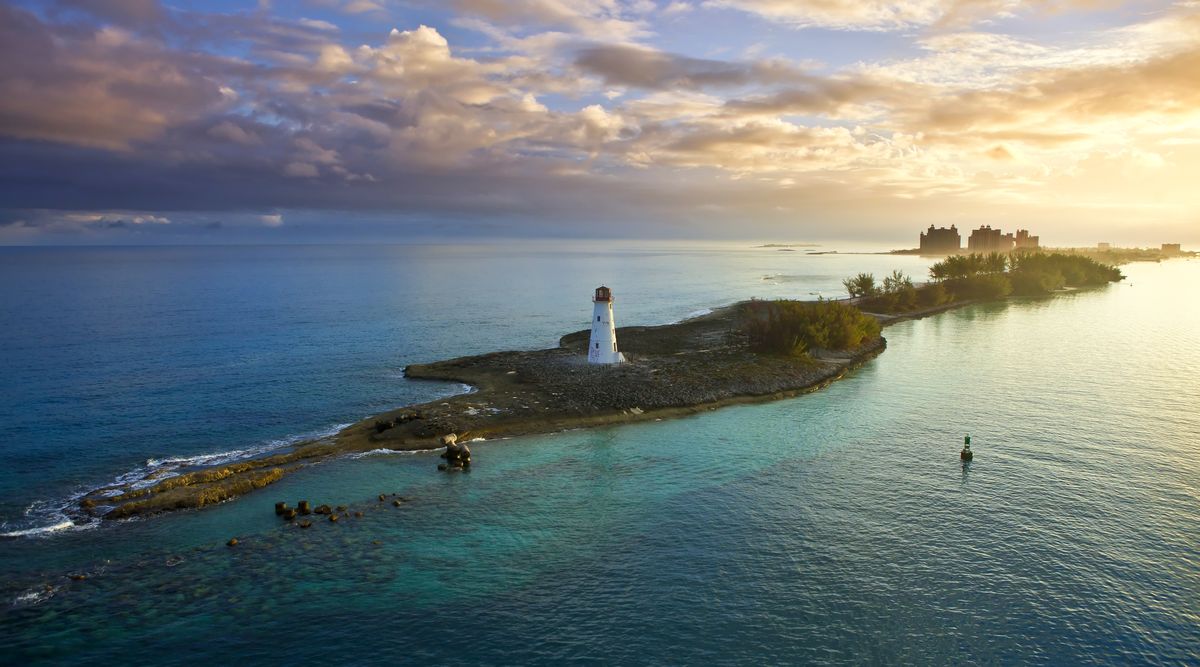 Private islands for sale in the Bahamas: Luxury Tropical Real Estate