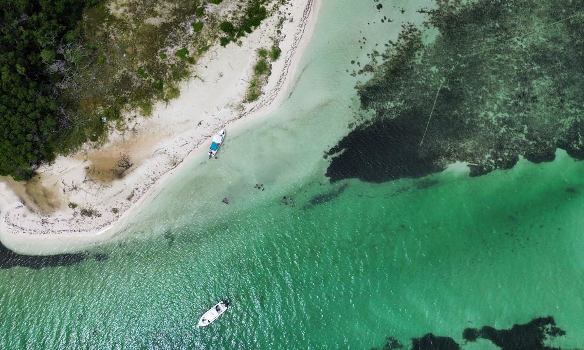 Frenchman’s Caye 1