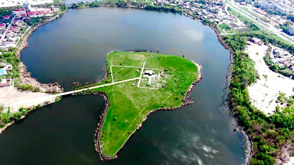 Fundeni Island 4